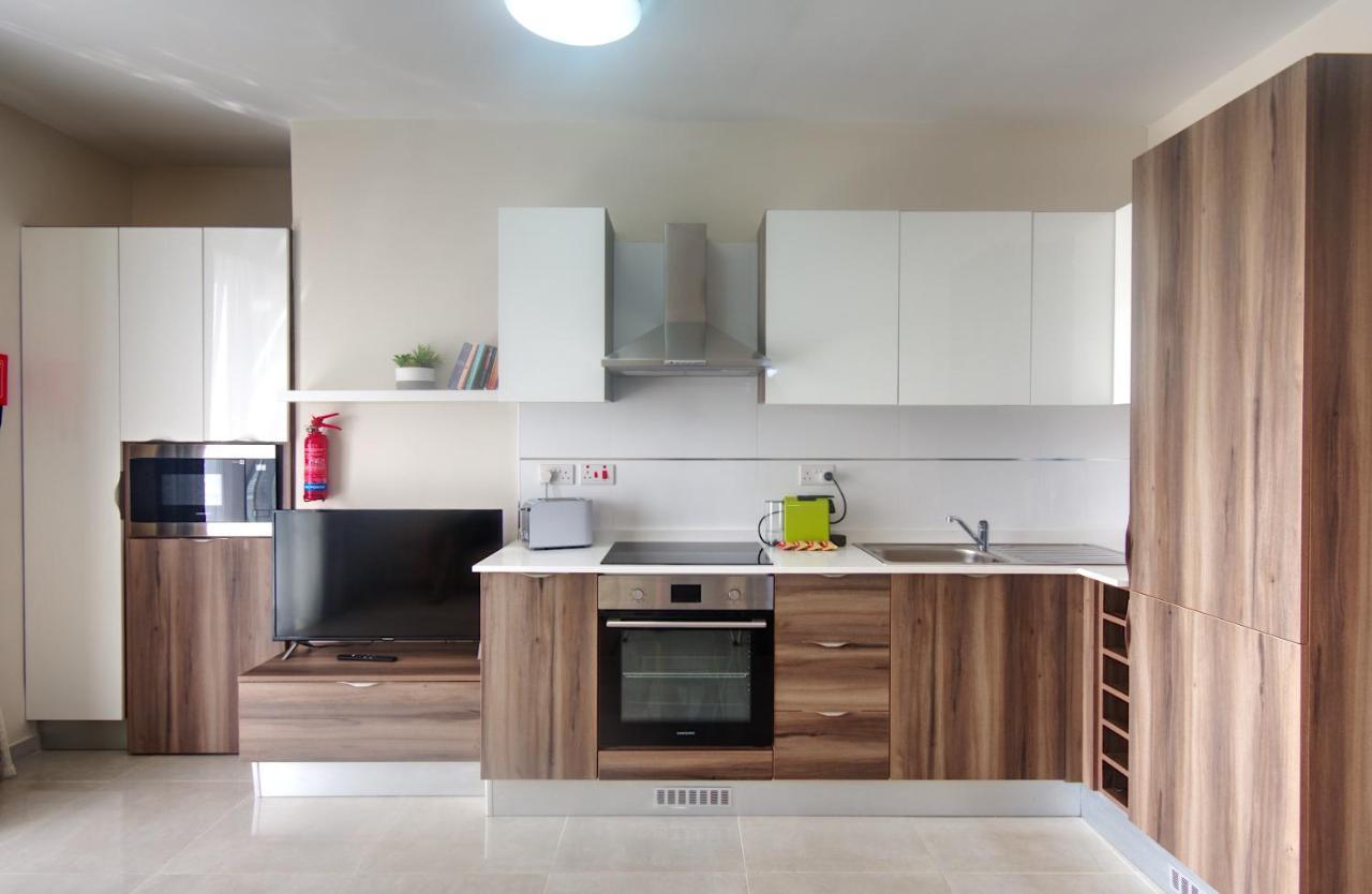 Marbella Holiday Apartments - Seafront - Wifi Marsaskala Kültér fotó